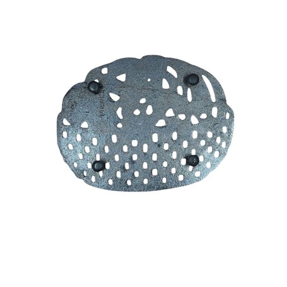 VINTAGE BRASS TRIVET - Fruit Basket Design - Picture 4 of 6